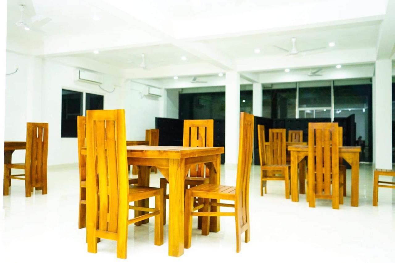 Hotel Milano Grand Dambulla Exterior foto