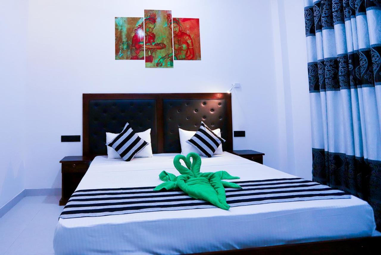 Hotel Milano Grand Dambulla Exterior foto