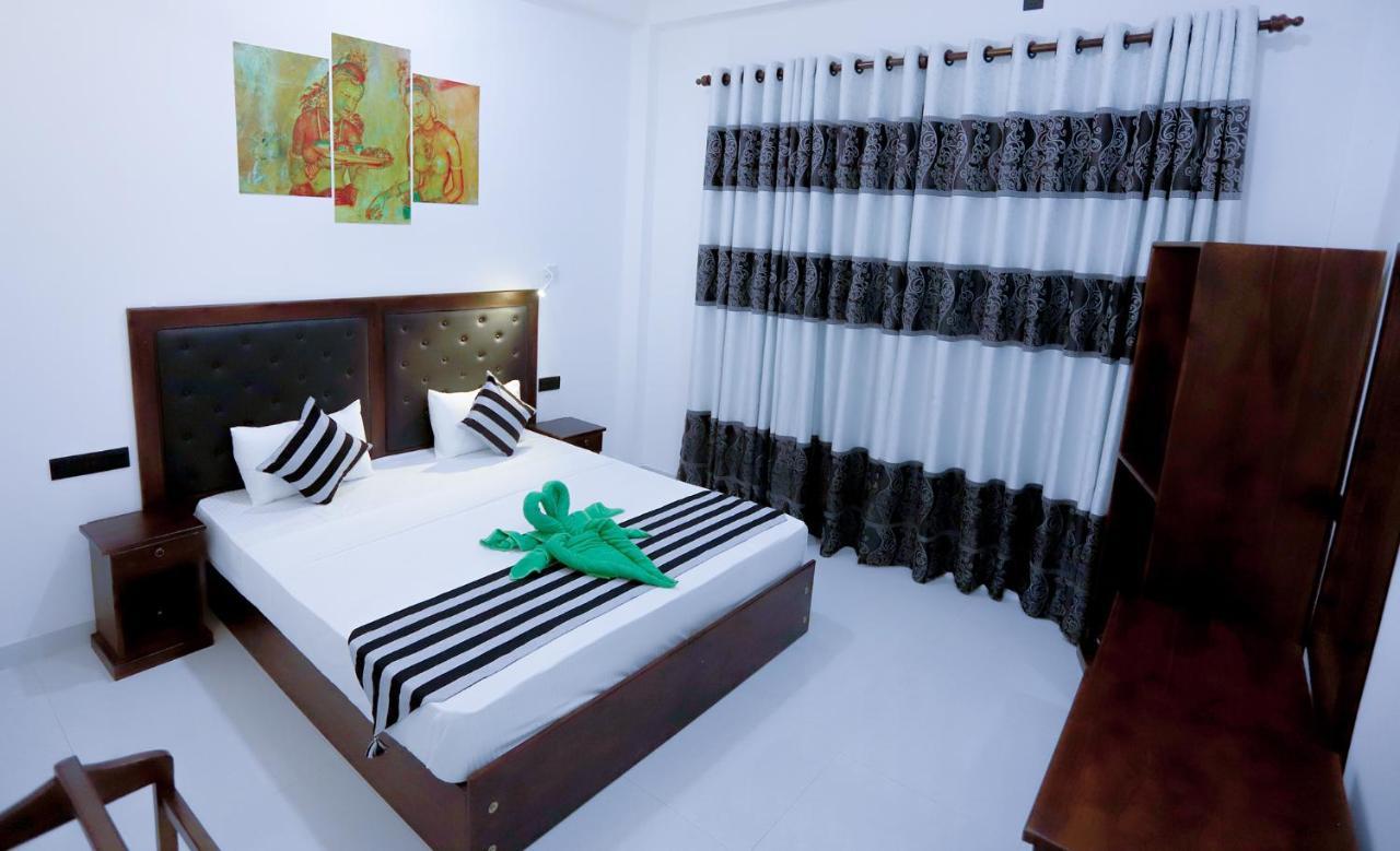 Hotel Milano Grand Dambulla Exterior foto